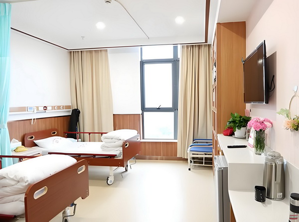 可以！杜兰特美女主持人婚礼，带球突破绯闻，再凭实力单身！